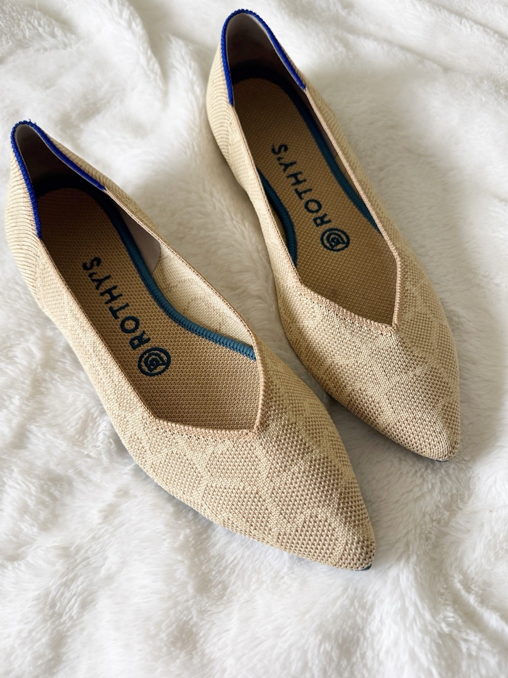 Rothy's Sahara gold Giraffe print tan white pointed toe flats size 7.5